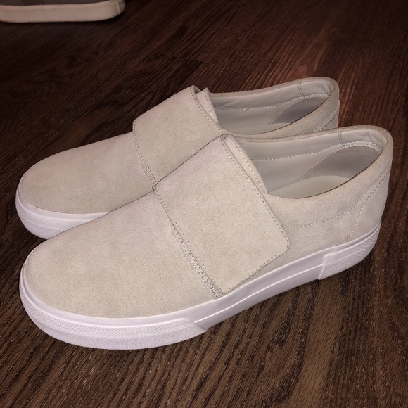 Vince Shoes - NWOB - Vince Cage Suede Sneaker in Cloud 7.5